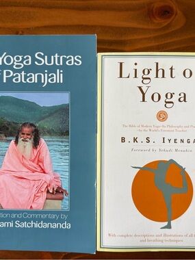 Yoga Sutras of Patanjali & Light on Yoga - Dual Book Set. Yoga teacher training